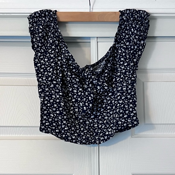 💖 Floral Cropped Top - Picture 1 of 3